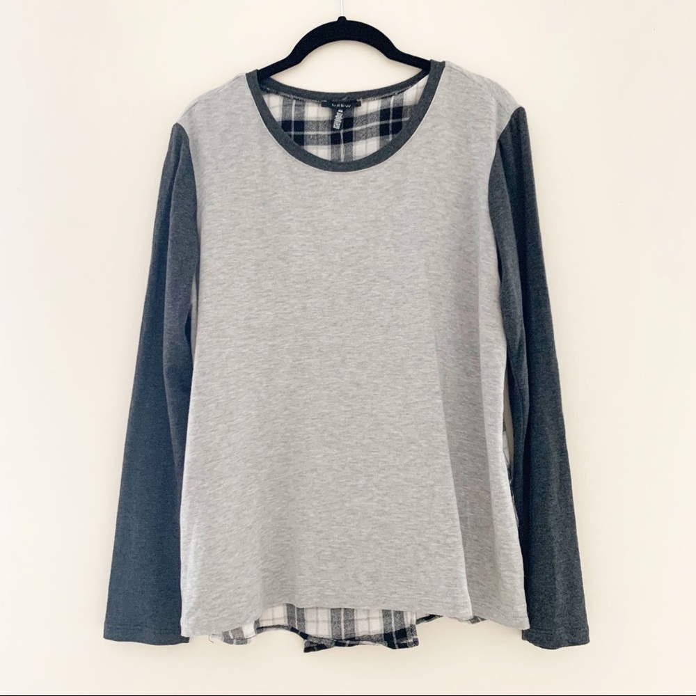 DREW Gray Top Plaid Shirt Tail Medium